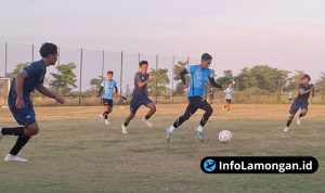 Persela Lamongan Gelar Uji Coba Internal Lawan Persela U-20 Foto : Persela Lamongan Gelar Uji Coba Internal Lawan Persela U-20