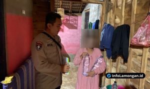 Foto : Dokumentasi Polsek Laren Sita 4,5 Liter Arak Ilegal dari Warung di Desa Laren