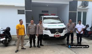 Foto : Suasana proses pemulasaraan jenazah sebelum diberangkatkan ke Pekalongan